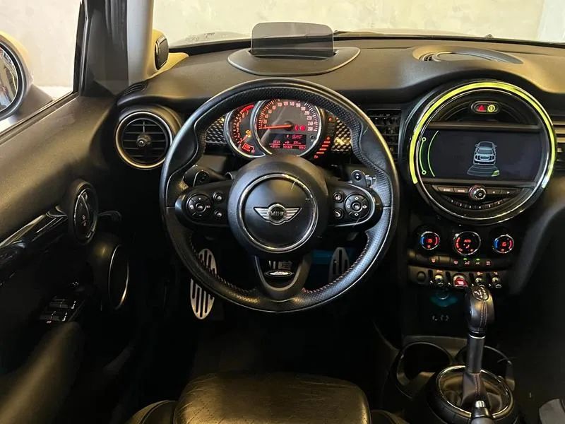 MINI Cooper 2.0 16V Twinpower Gasolina S 4P Steptronic, foto 12 de 14