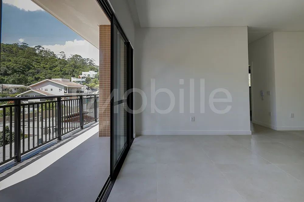Apartamento no Edifício La Plage com 119m² na Praia de Cabeçudas em Itajaí.
