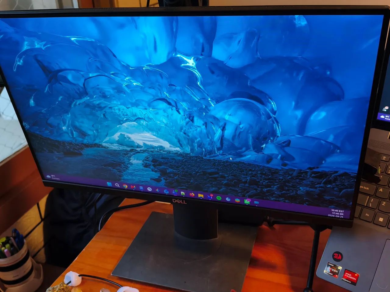 Monitor Dell 21.5 polegadas P2219Hb com hub USB 