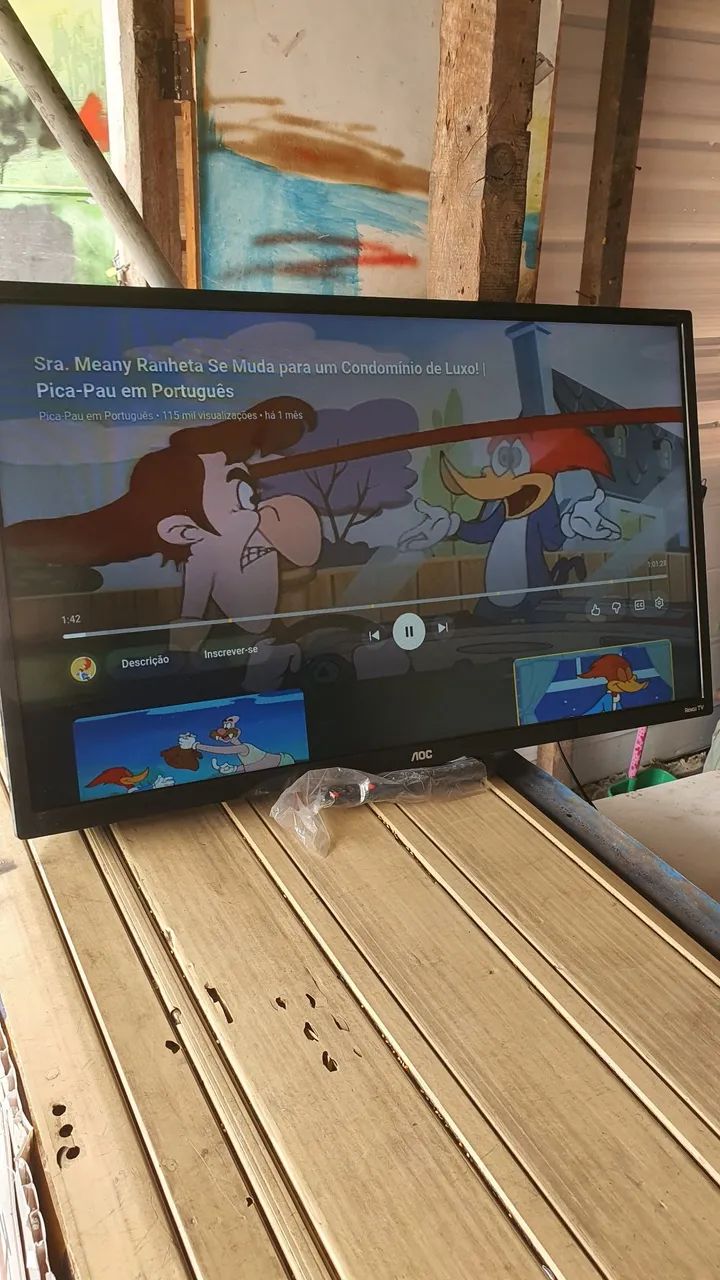 Vendo TV 32 polegadas AOC Roku smart funcionando perfeitamente - Foto 5