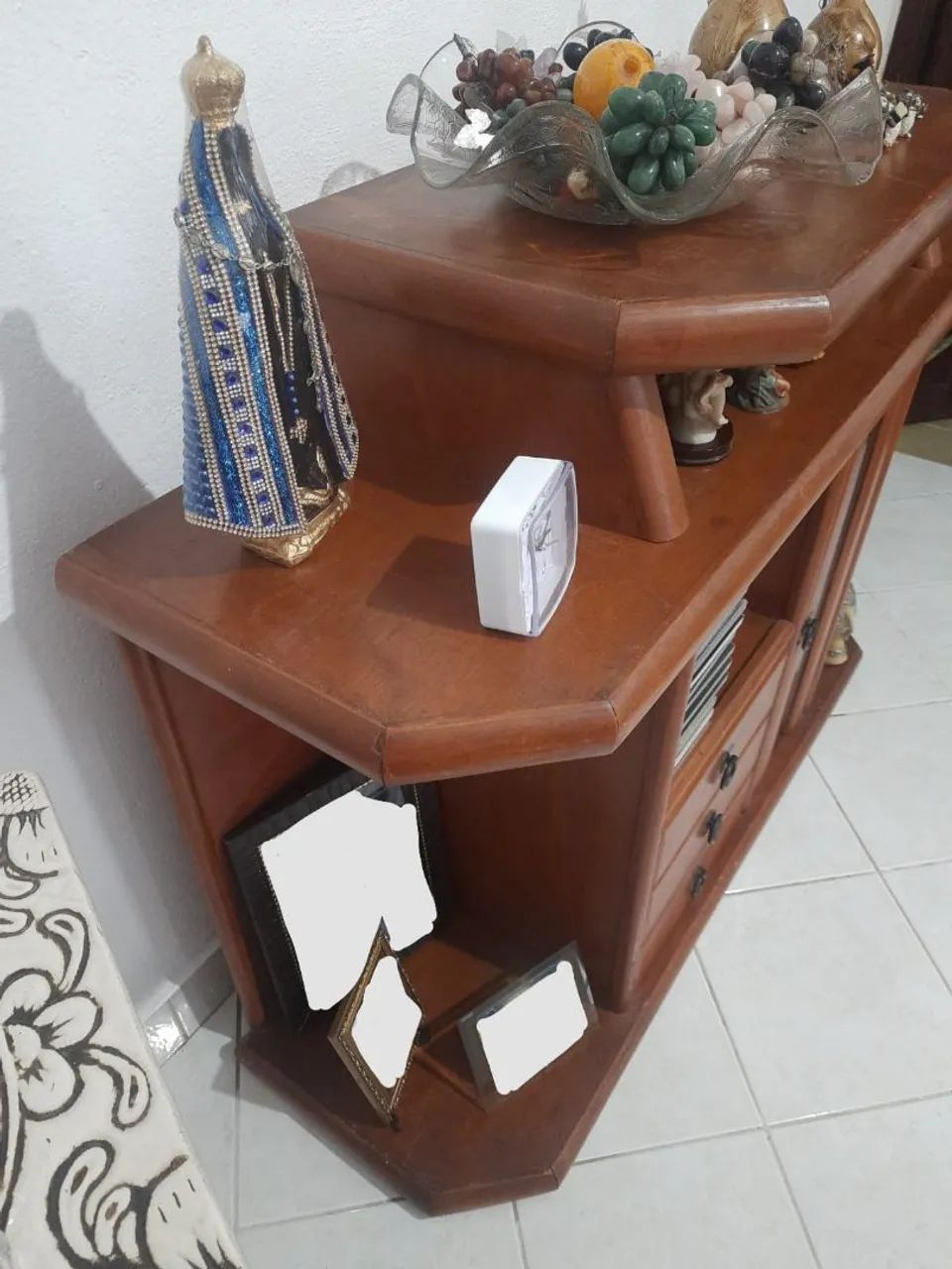 Rack de sala e TV em madeira. - Foto 2