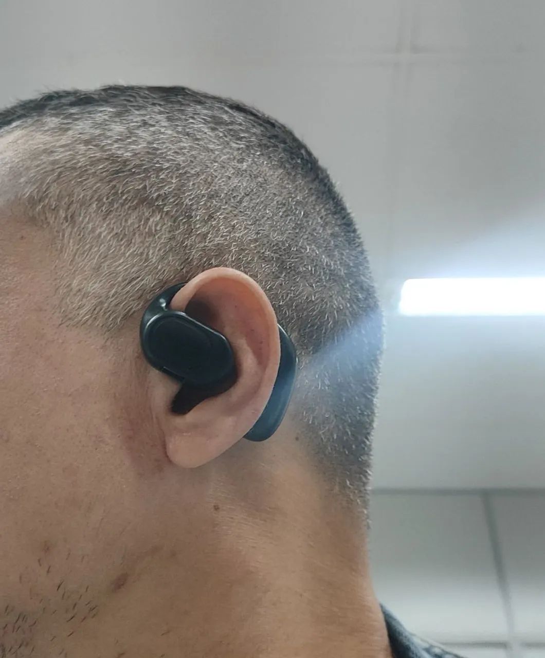 Fone de ouvido bluetooth mono auricular  - Foto 2