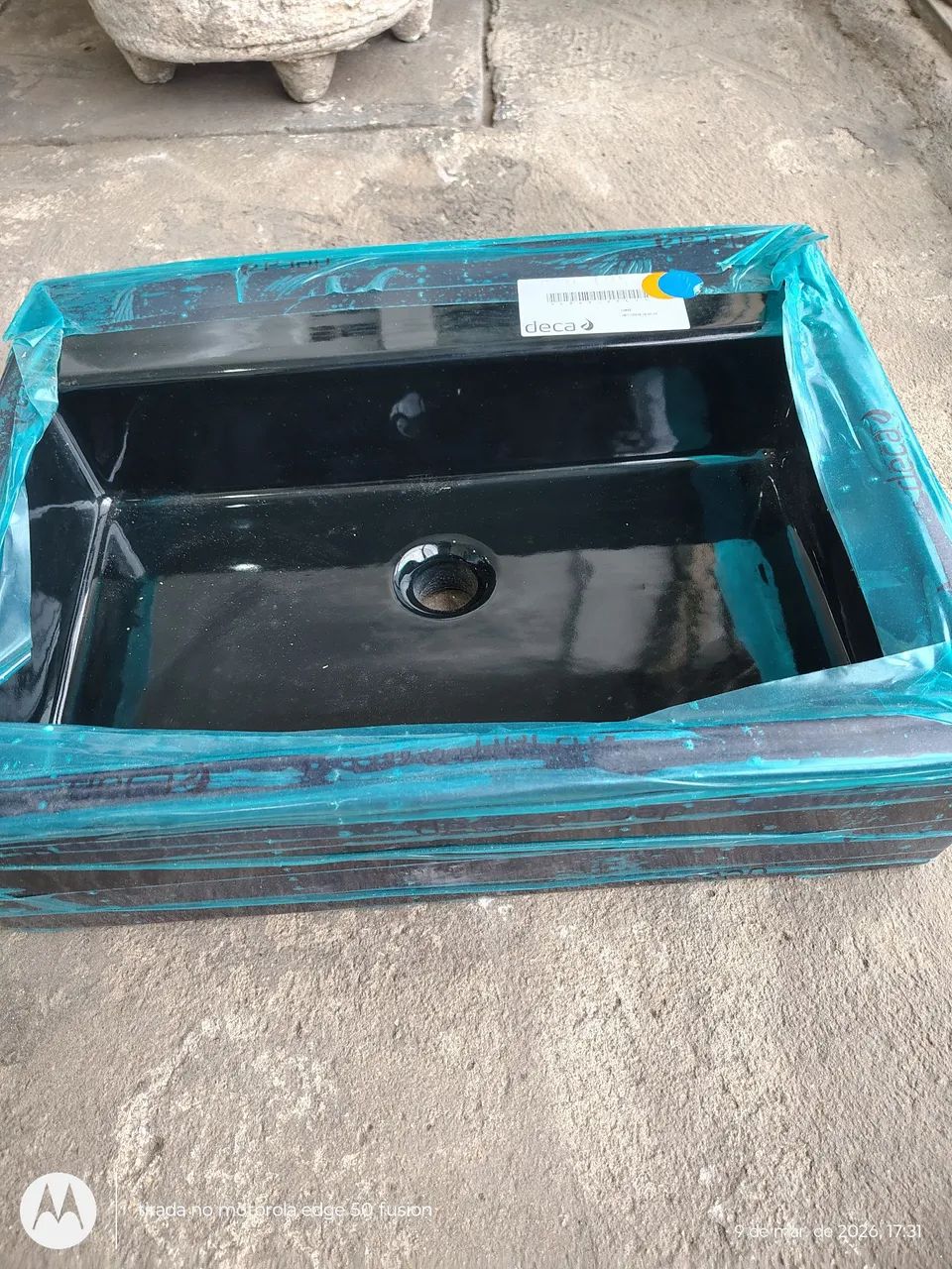 Cuba de semi encaixe ébano 55x42 Deca 