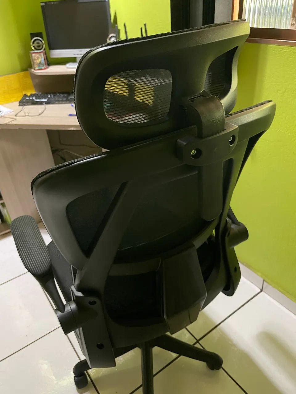 Cadeira de estudo - Foto 3