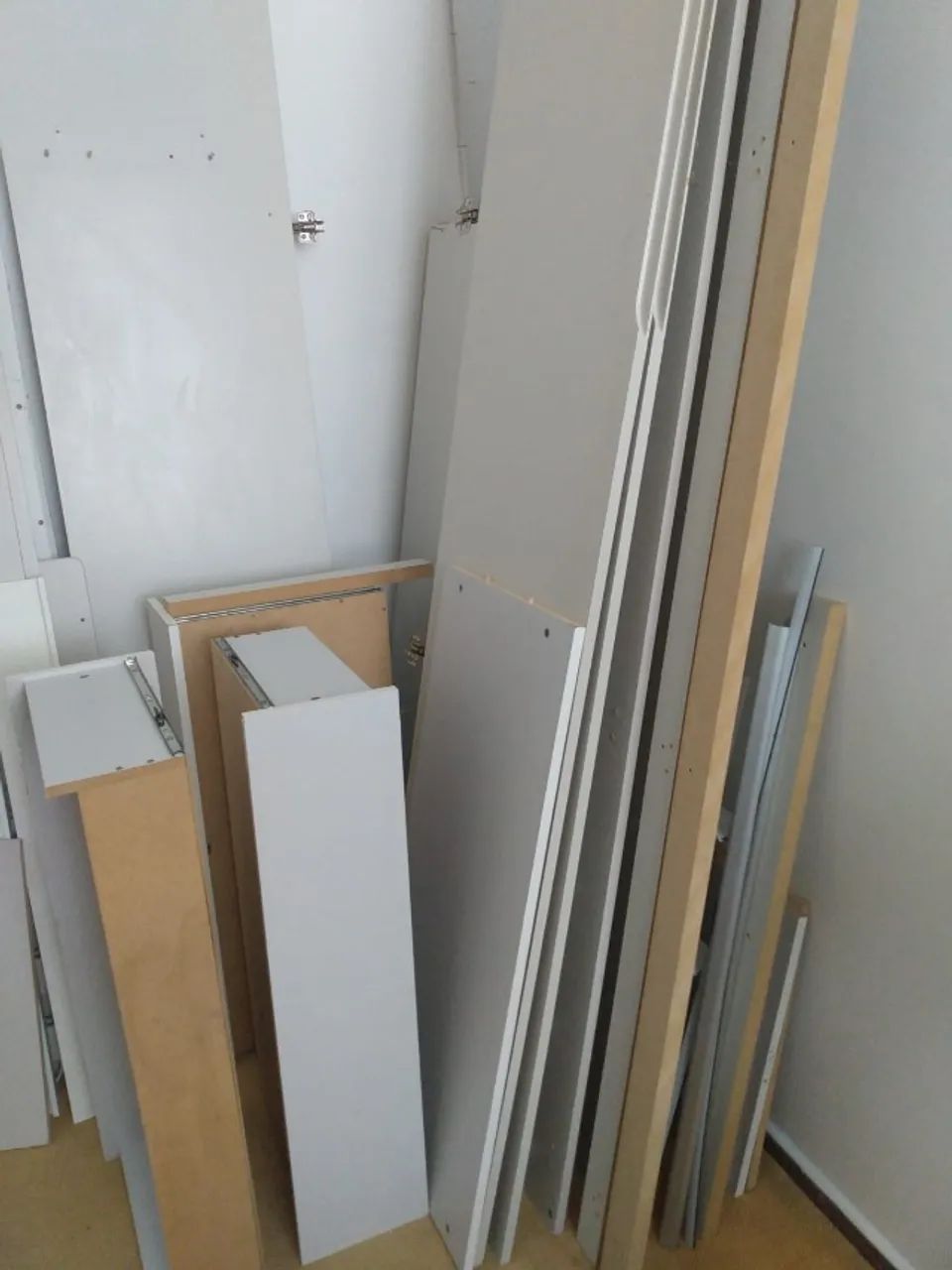 Quarto Infantil Guarda Roupa e Berço/Cama - Foto 3