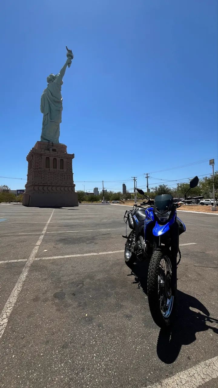 XTZ 250 Lander 2022 - Foto 3