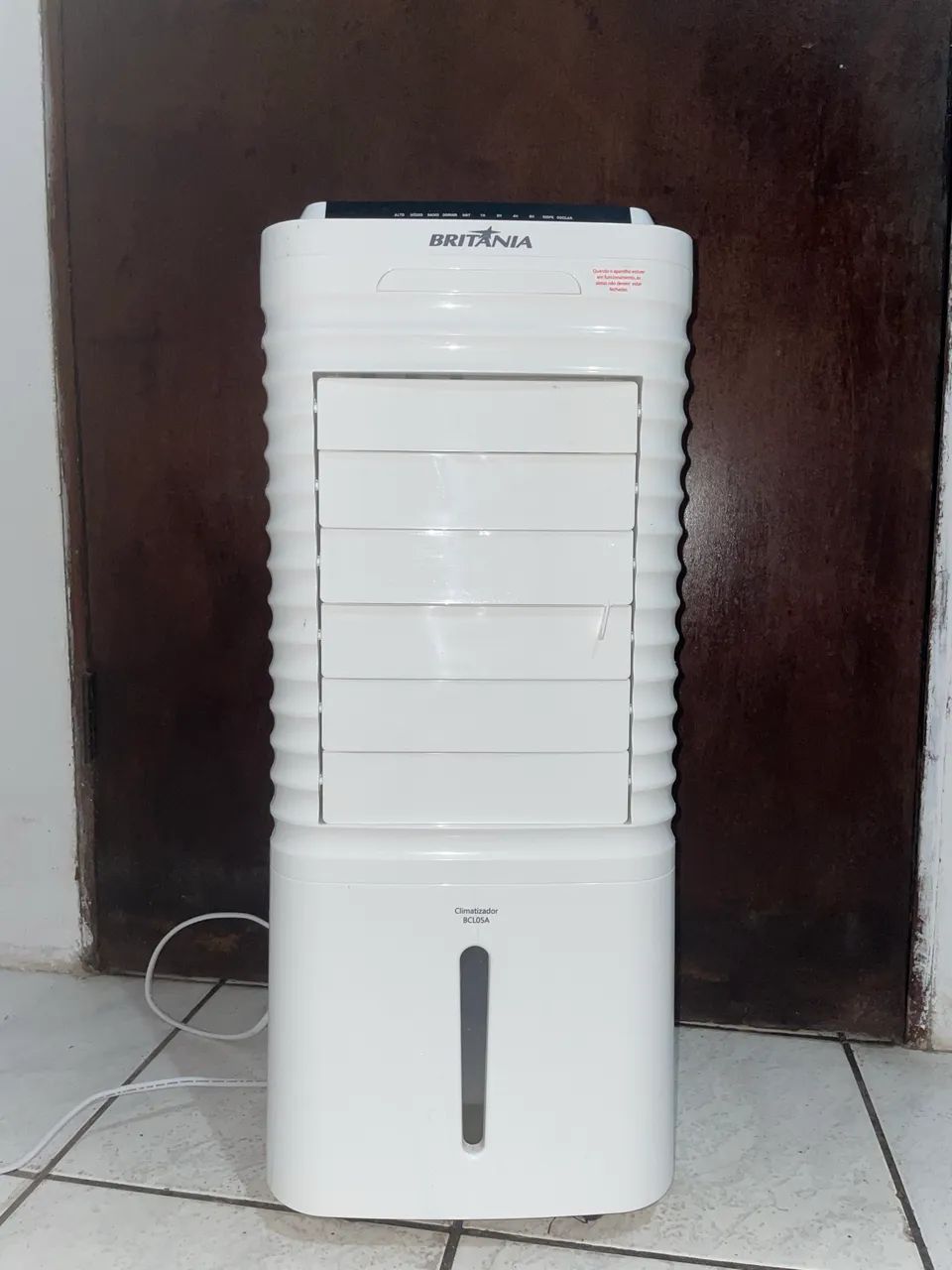 Climatizadores Britânia 4 em 1 autonomia de 26h BCL05A  220V/nunca foi usando ,está novo.