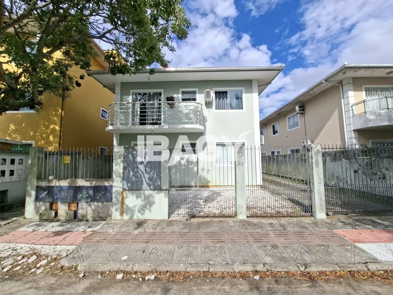 Excelente Apartamento 2 dormitório(s) em Sertão do Imaruim - São José