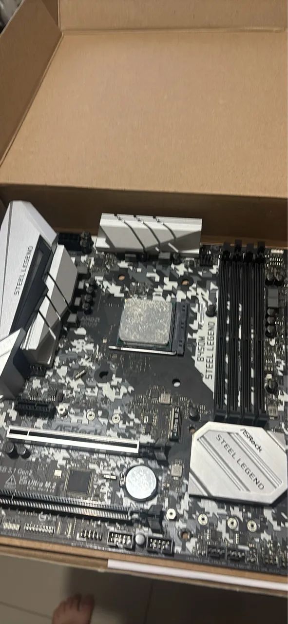 Ryzen 5 5600gt + b450 stell legend - Peças de Hardware - Centro