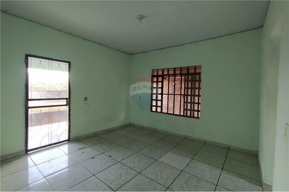 Casa com 2 quartos e terreno amplo no Setor Industrial - Foto 3