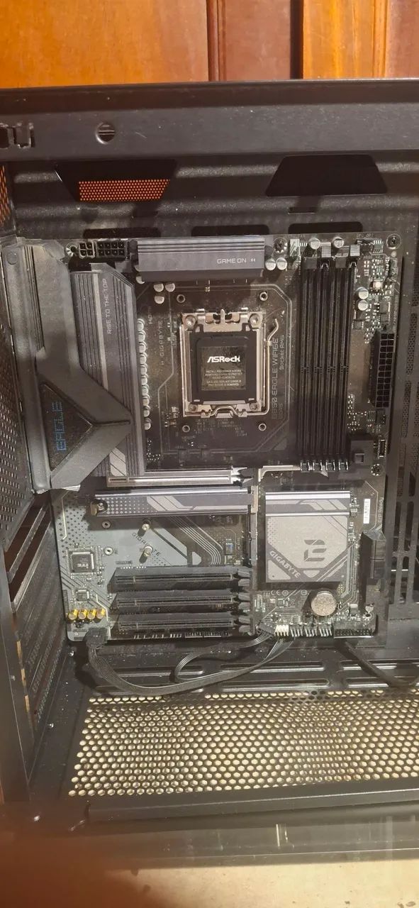 Placa mãe eagle wifige Gigabyte B850 - Foto 2
