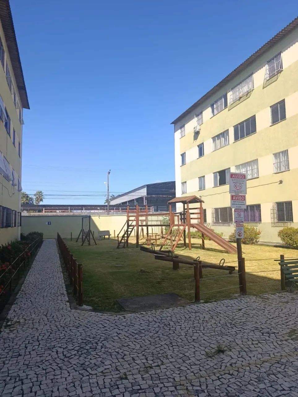 Imóvel para aluguel com 3 quartos em Cajazeiras - Fortaleza - CE - Foto 2