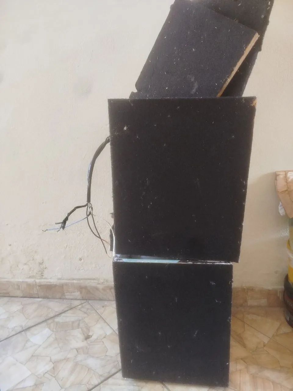 Caichote para som de carro