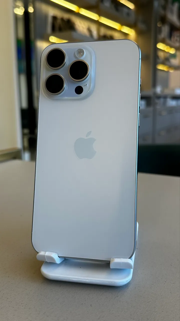 IPHONE 17 PRO 256GB SILVER - GARANTIA APPLE ATÉ 11/2026