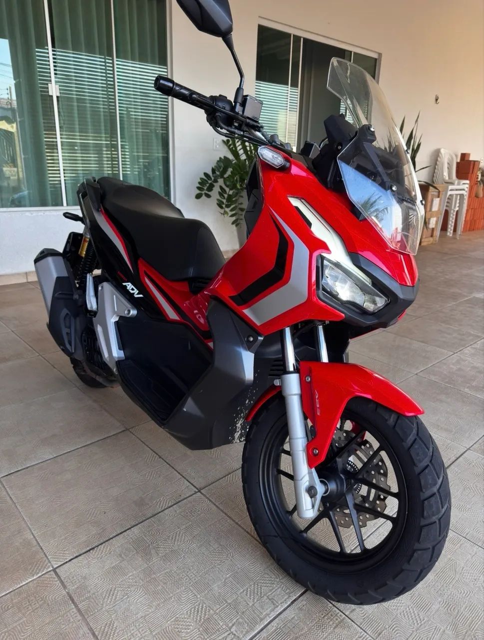 Vendo moto ADV 150  - Foto 2