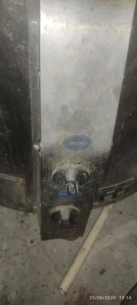 4 caldeirões INOX industrial.GLP.semi-novos 300litros"LEIA" - Foto 4