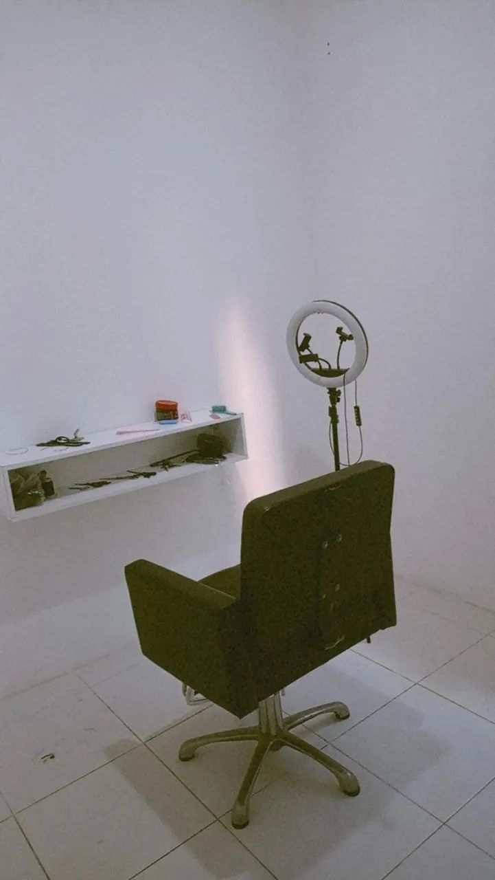 Vendo cadeira de sal ão  - Foto 2