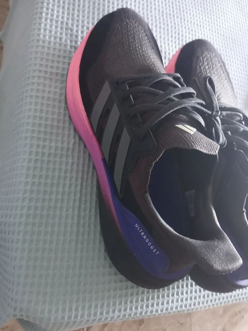 Ultraboost tam 42 - Foto 2