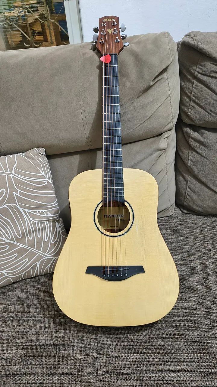 Violão traveller PHX 