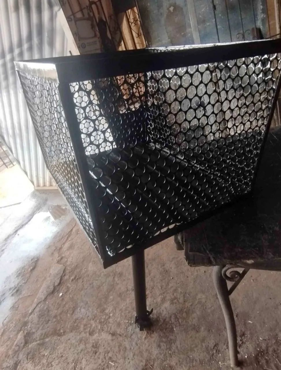 Lixeira de Calçada  - Foto 2