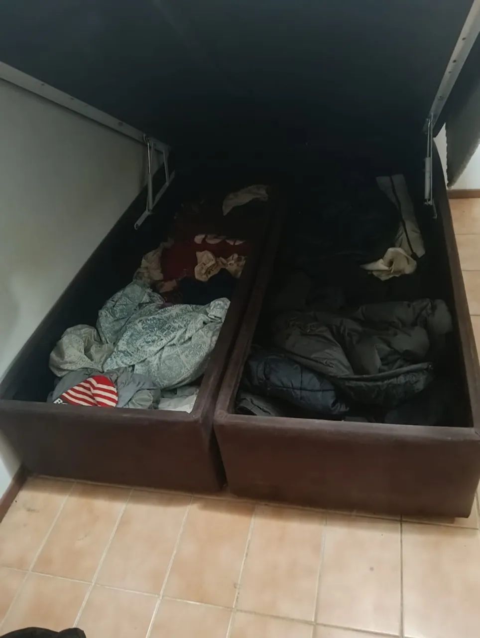 Cama de casal com BAÚ  - Foto 4
