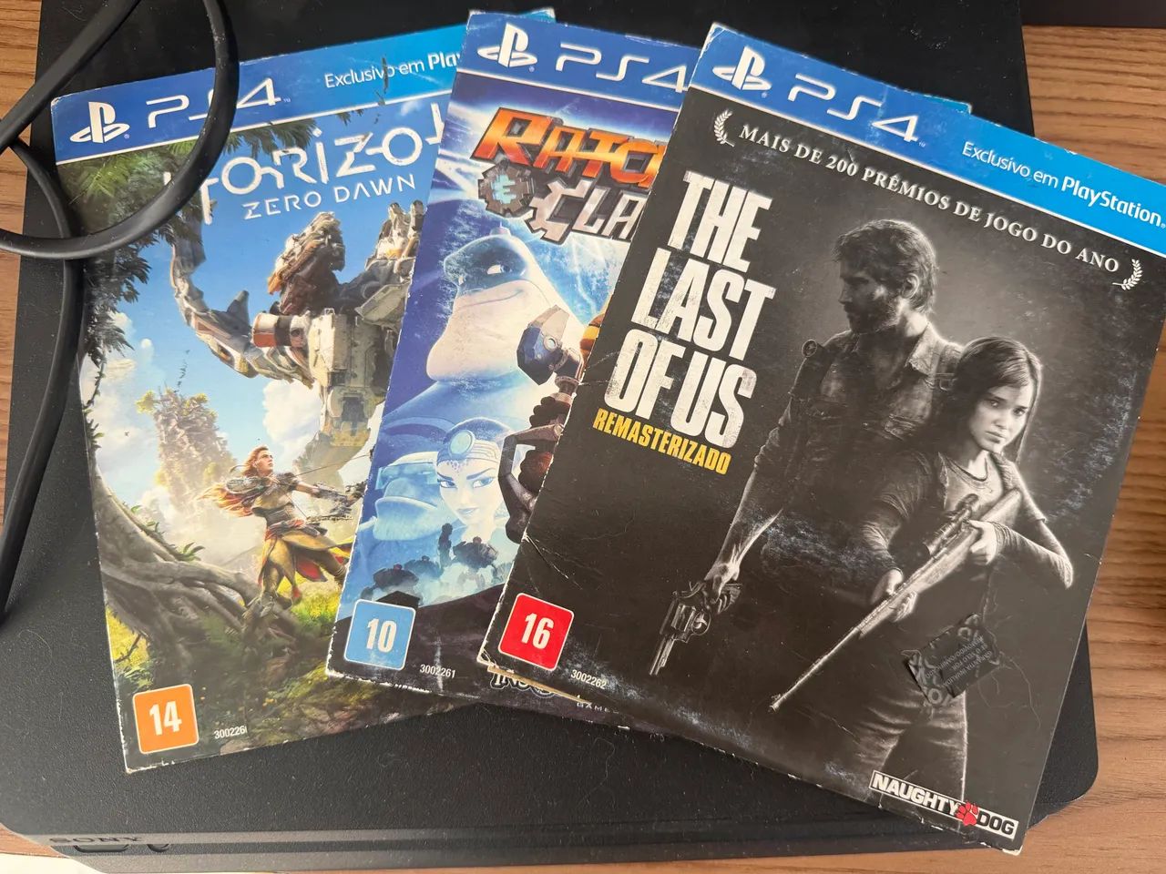 Ps4 + controle e jogos 