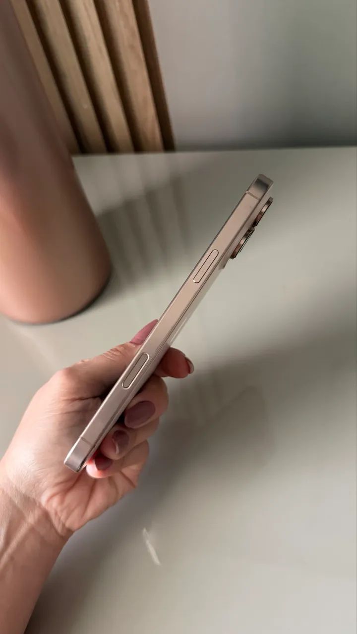 iPhone 16 pro Max 256gb - Foto 3