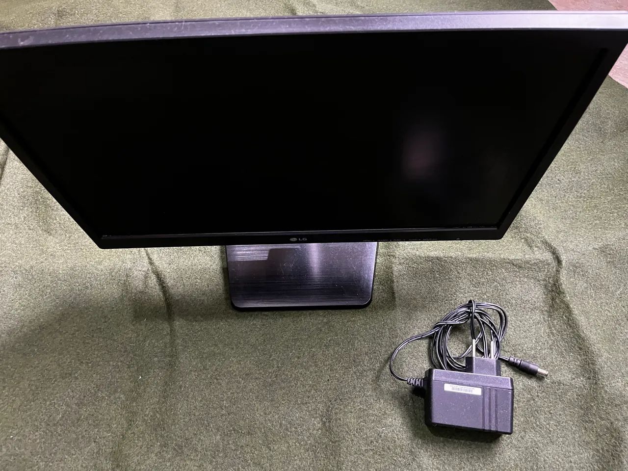 MONITOR LG 20" + BRINDE - Foto 2