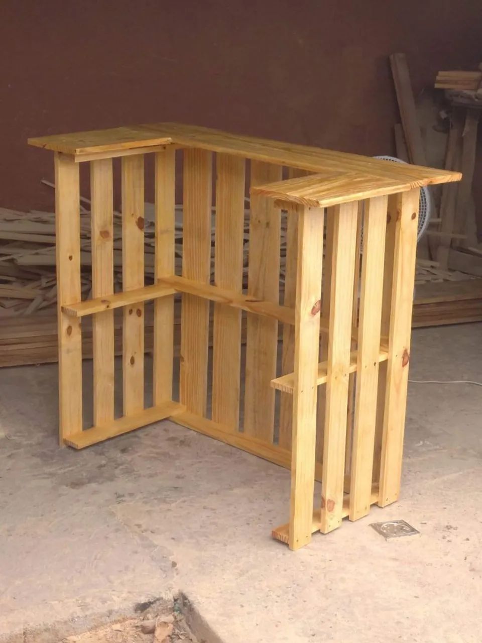 Balcão de pinus 150 x 95 x 50 cm