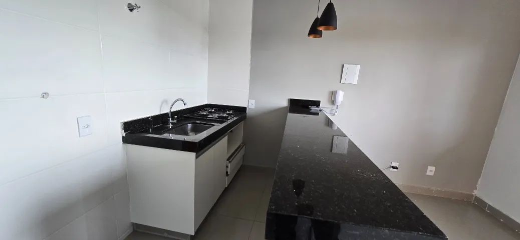 Apartamento de 1 Quarto Atras da Alfa com Vaga de Garagem e Armários - Foto 2