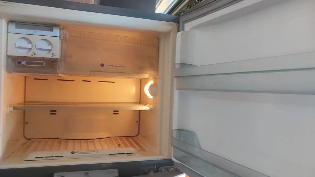 Geladeira Brastemp  - Foto 2