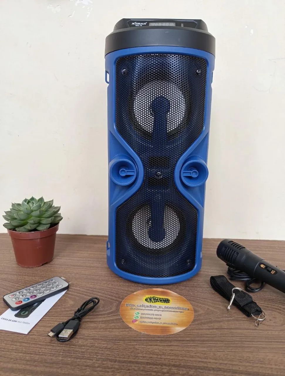Caixa de som Bluetooth com microfone karaokê e alça para transporte Caixa nova e lacrada 