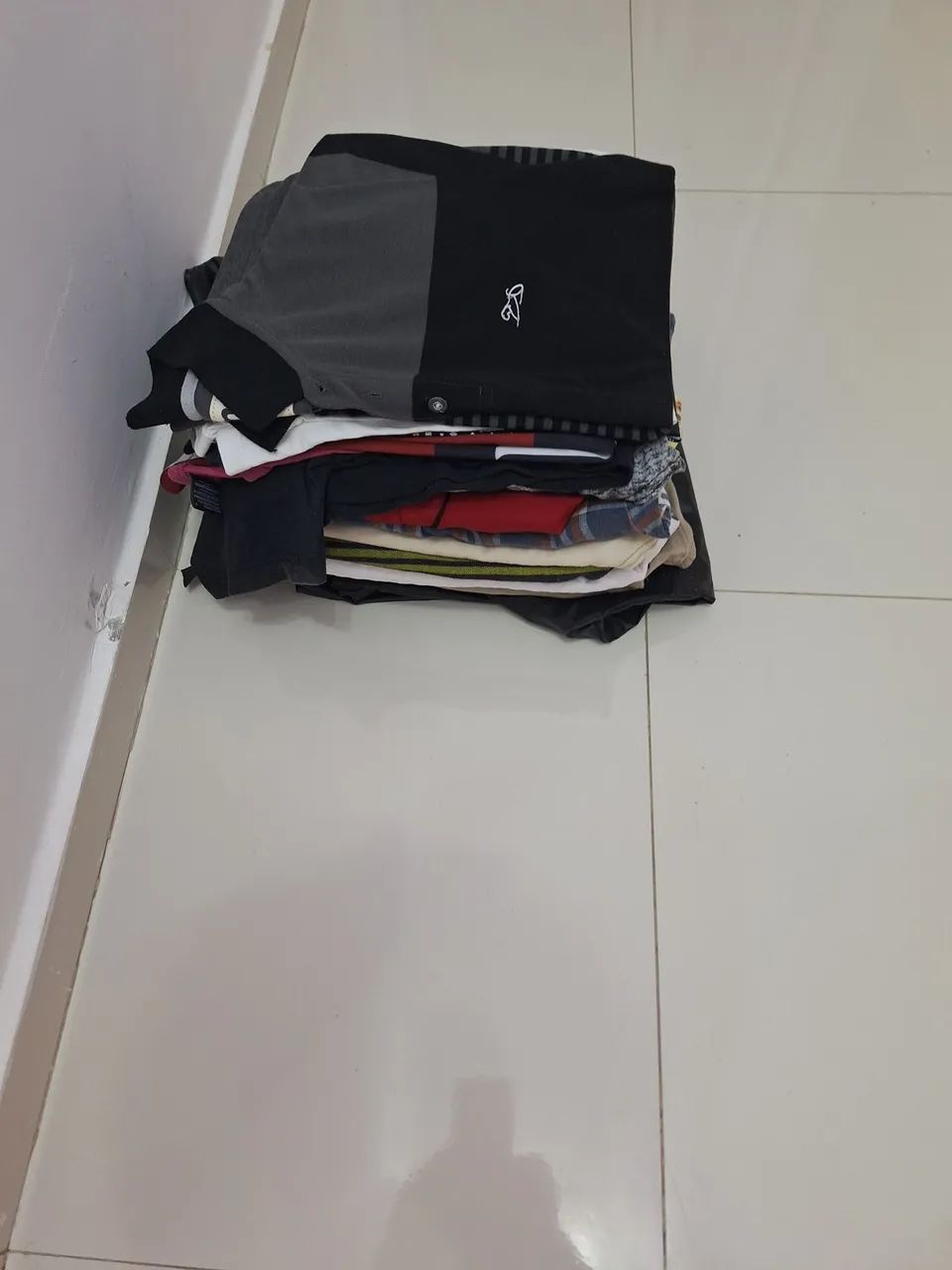 Lote de roupas usadas 