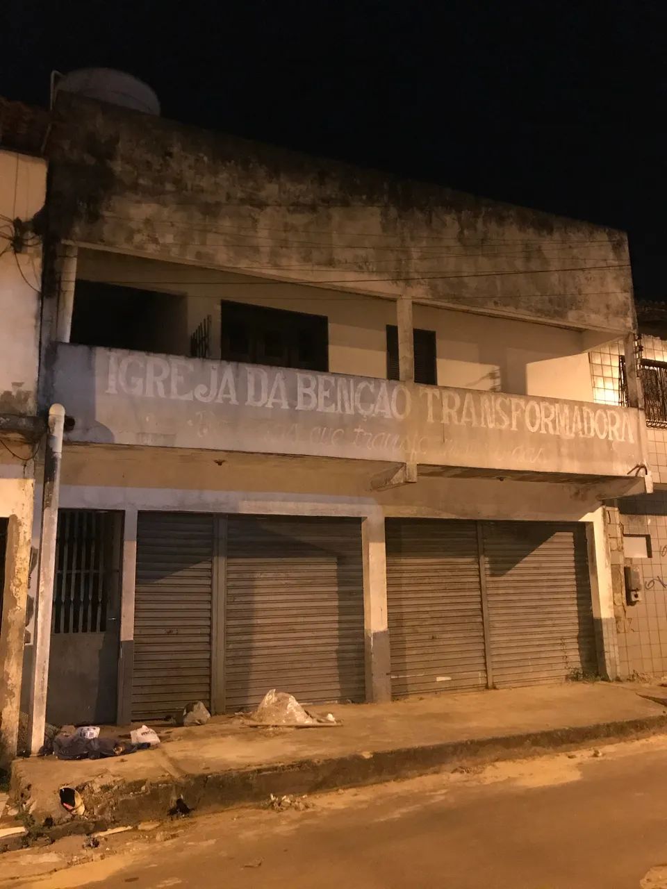 Ponto comercial + 3 quitinetes - Foto 2