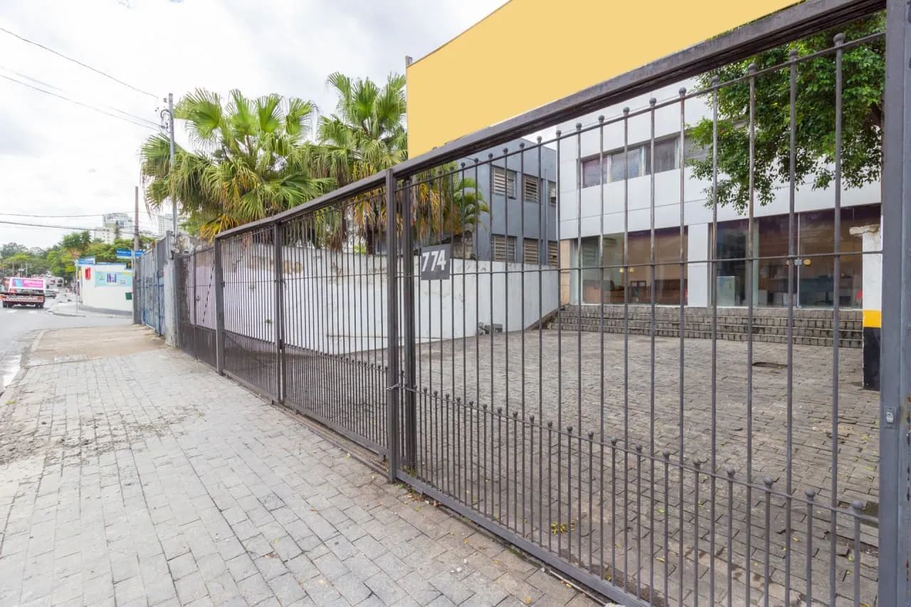 Prédio comercial na Avenida Washington Luís, 774  958 m² - Foto 3
