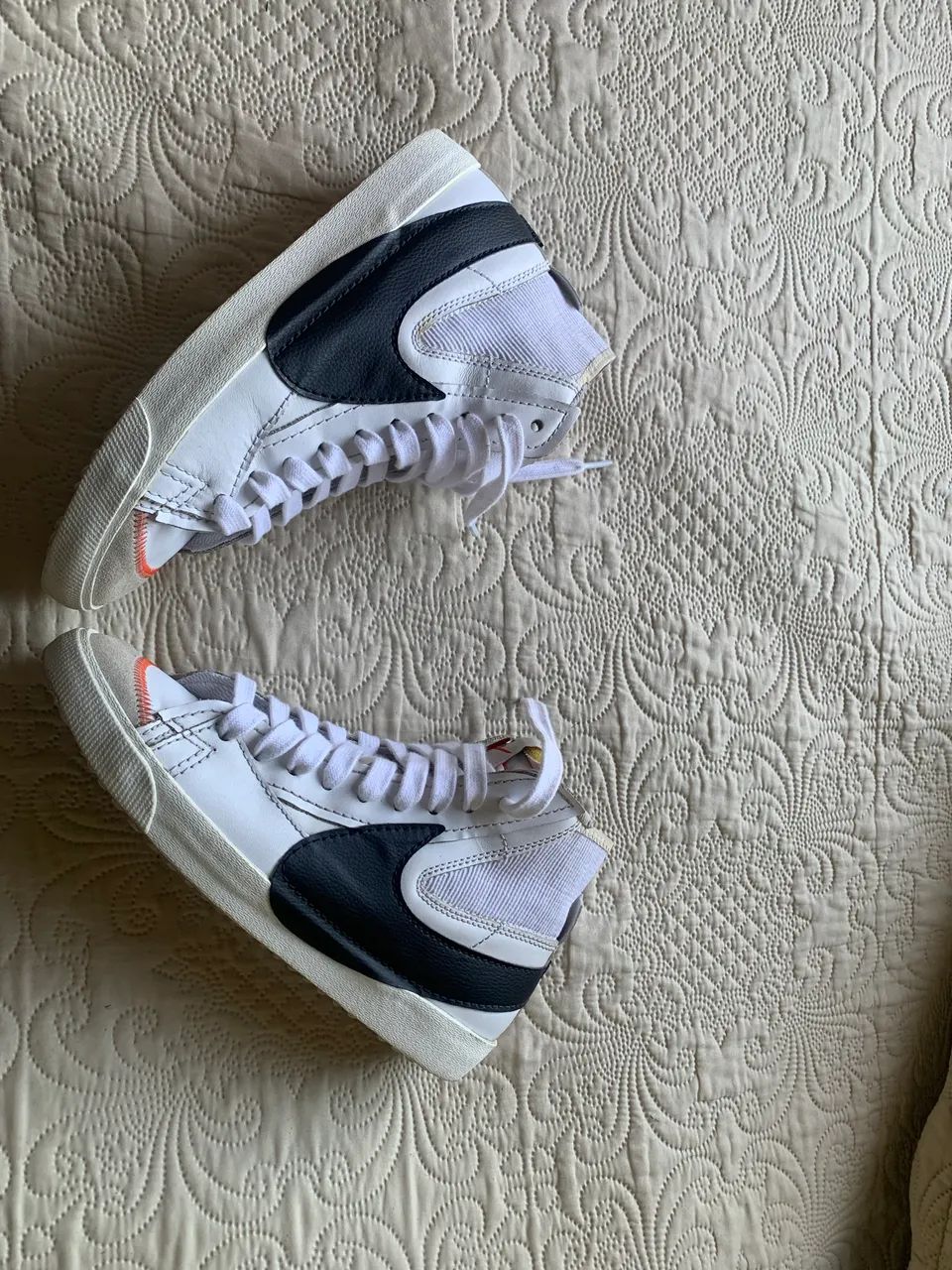 Tenis Nike Mid Jumbo 77