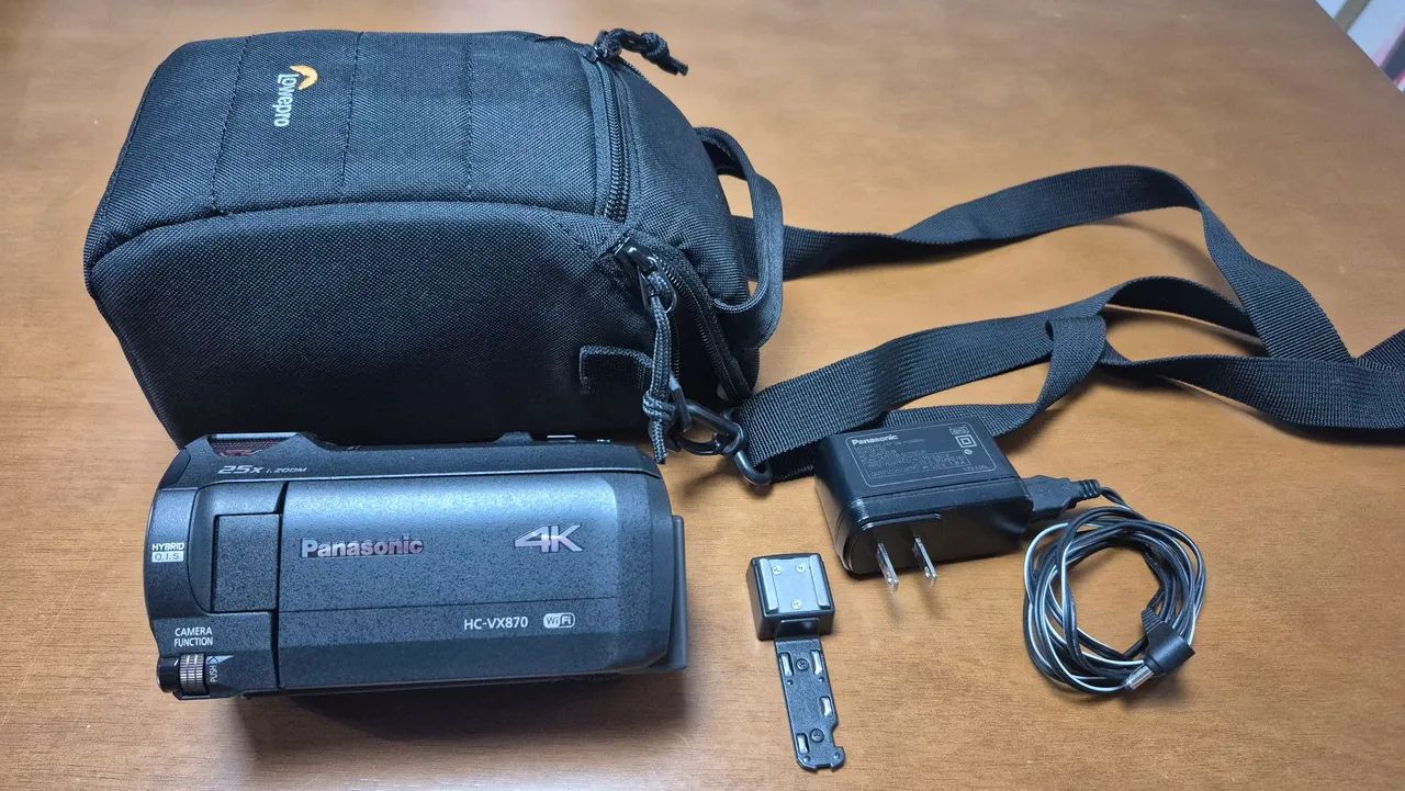 Câmera Panasonic HC-VX870