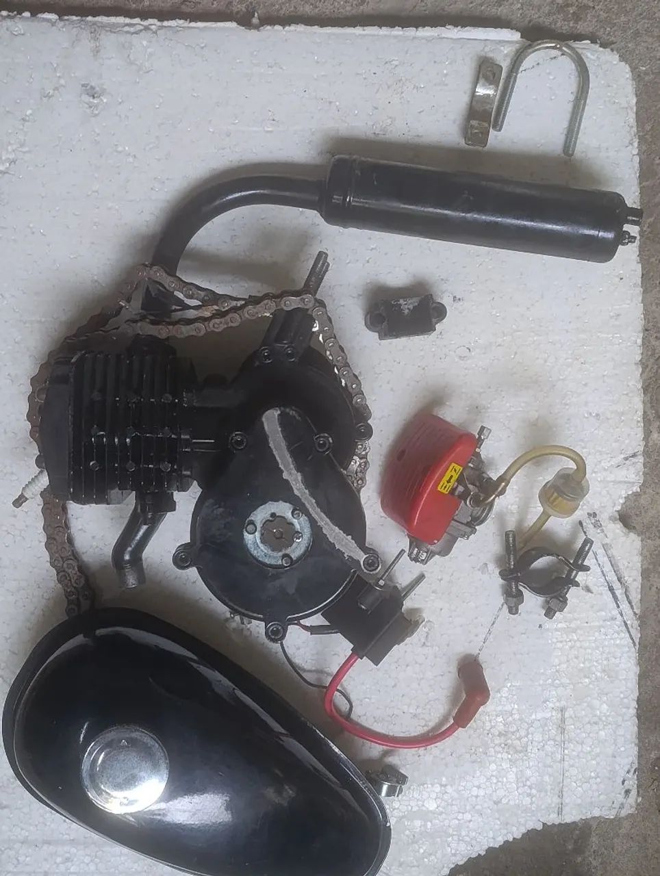 Motor, tanque e carburador de bicicleta  - Foto 2