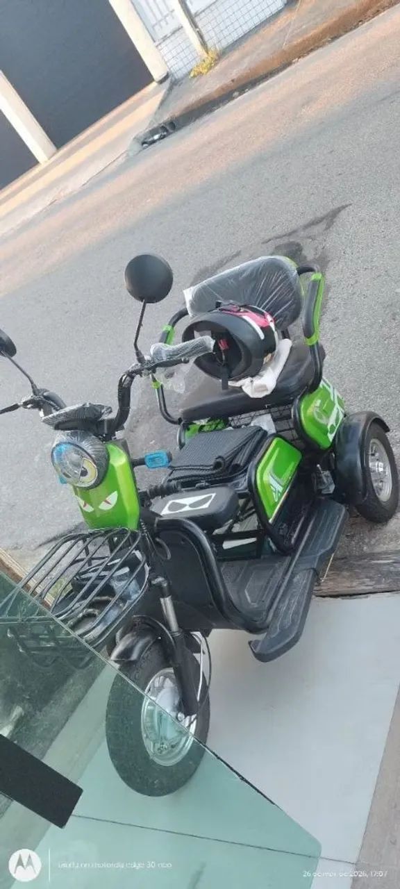 Triciclo elétrico 