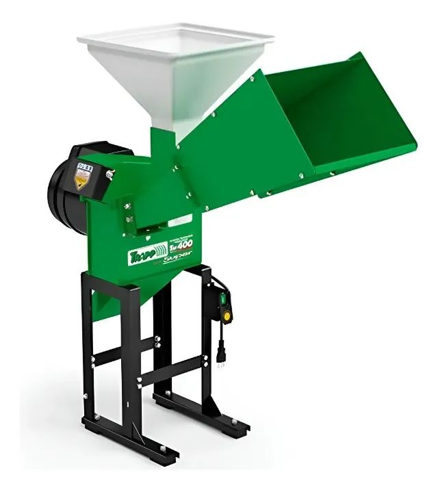 Triturador forrageiro com motor de 2HP ( Trapp )