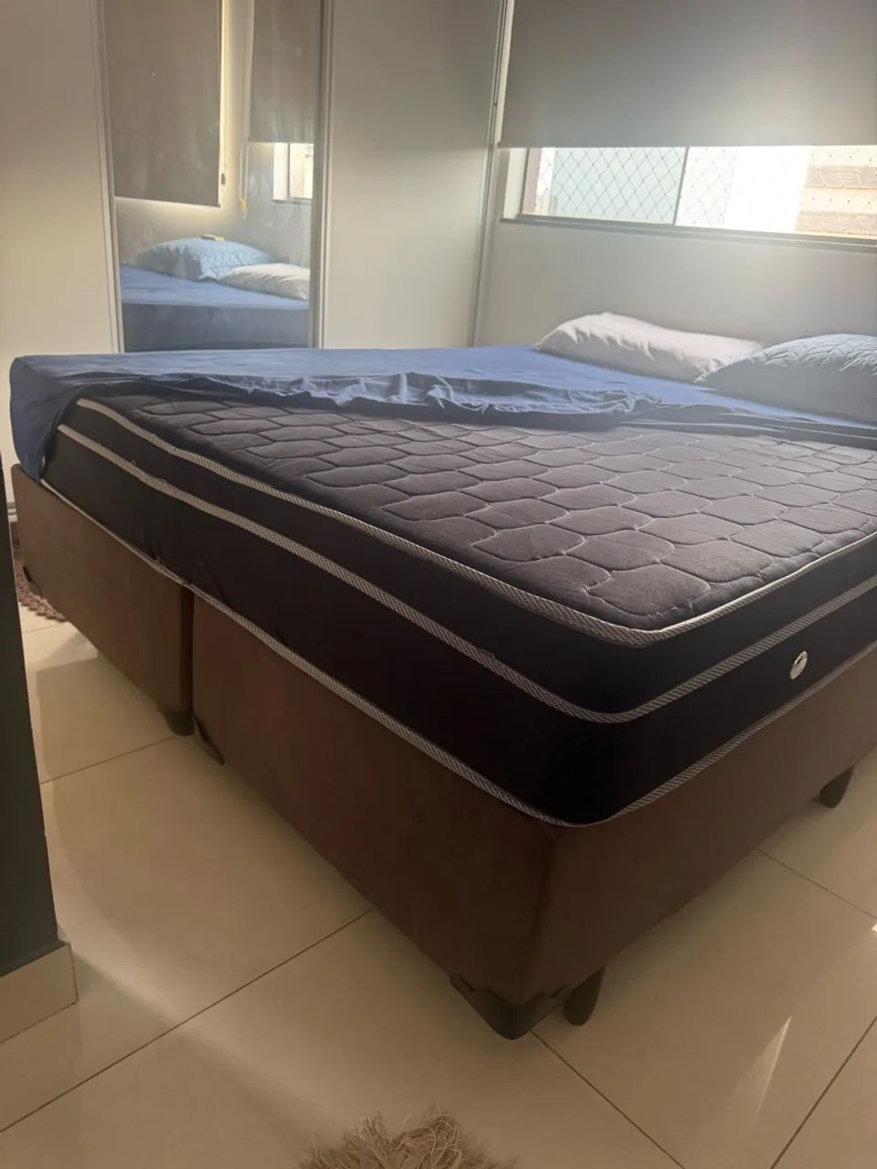 Cama Queen Size.