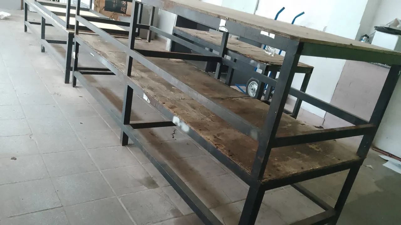 Vendo Bancadas de Serviço - Foto 2