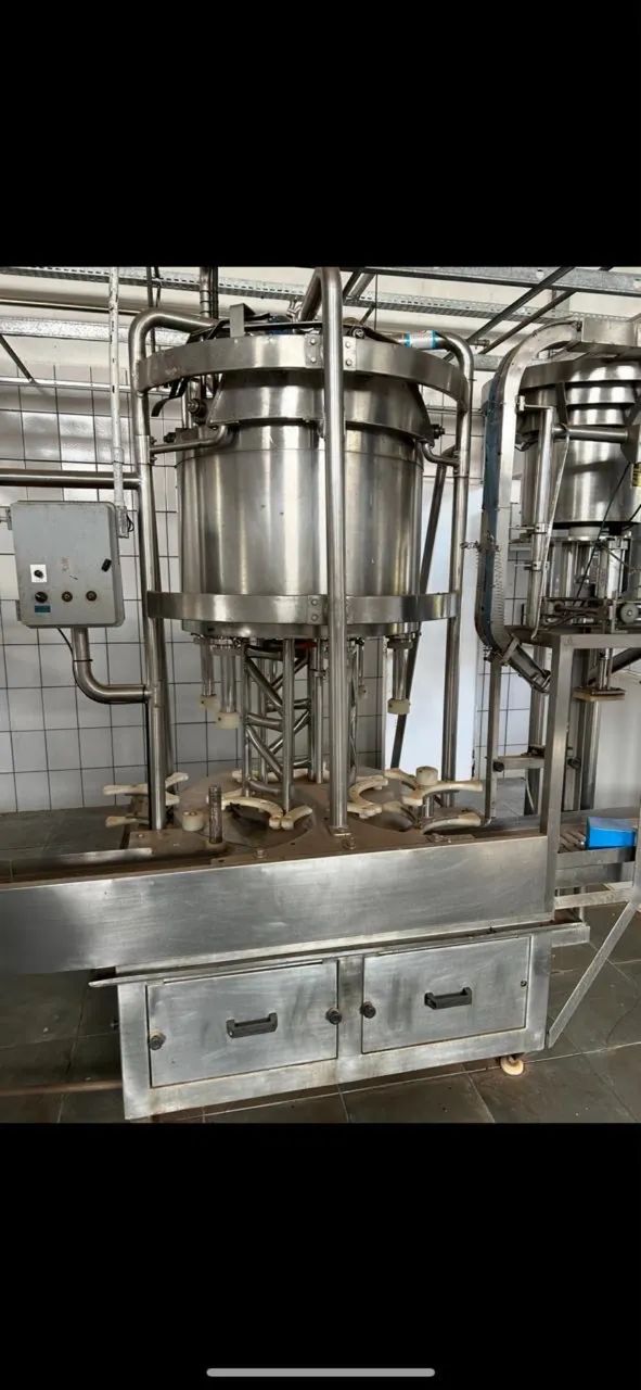 Empresa envasadora; de água mineral