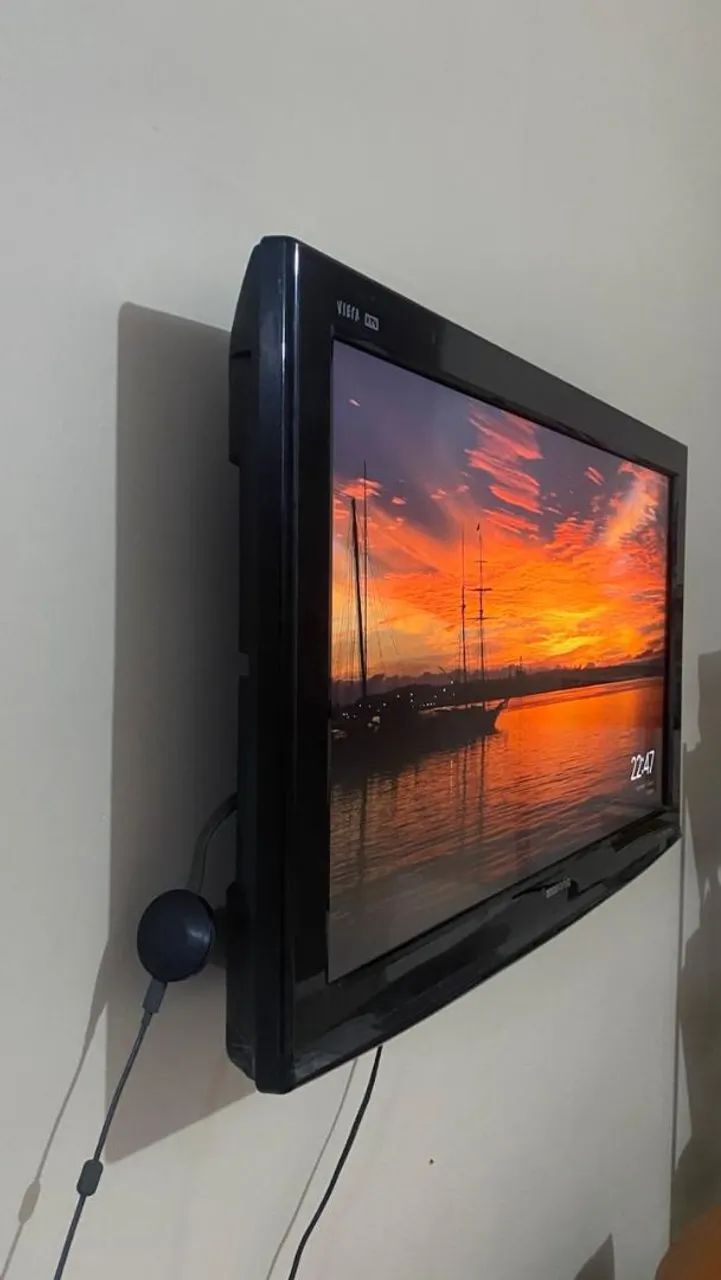 TV PANASONIC 32 POLEGADAS  ACOMPANHA CHROMECAST - Foto 2
