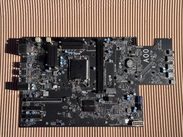 Placa mãe Dell Alienware Aurora R15 - Z690 - Peças de Hardware