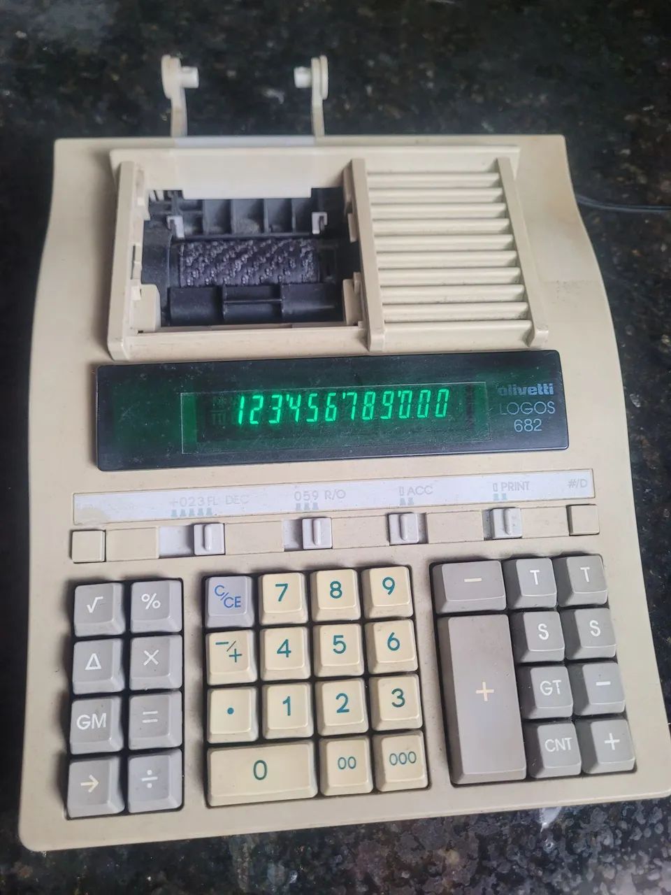 Calculadora Olivetti LOGOS 682