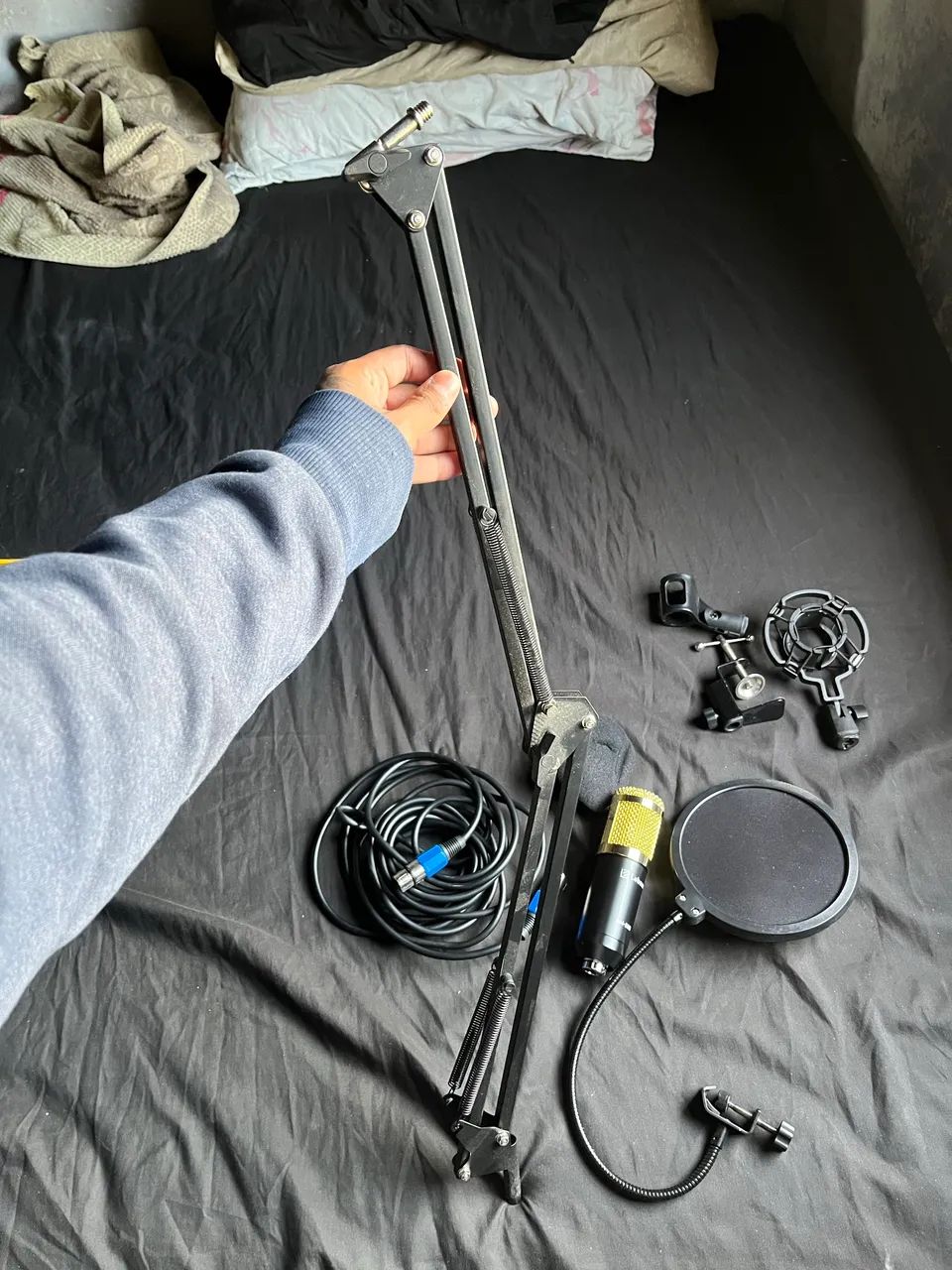 Kit Profissional Microfone Condensador BM800 Preto e Dourado - Foto 3