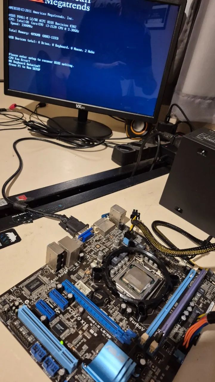 Processador i3 placa mãe Asus 4GB cooler com garantia! - Foto 2