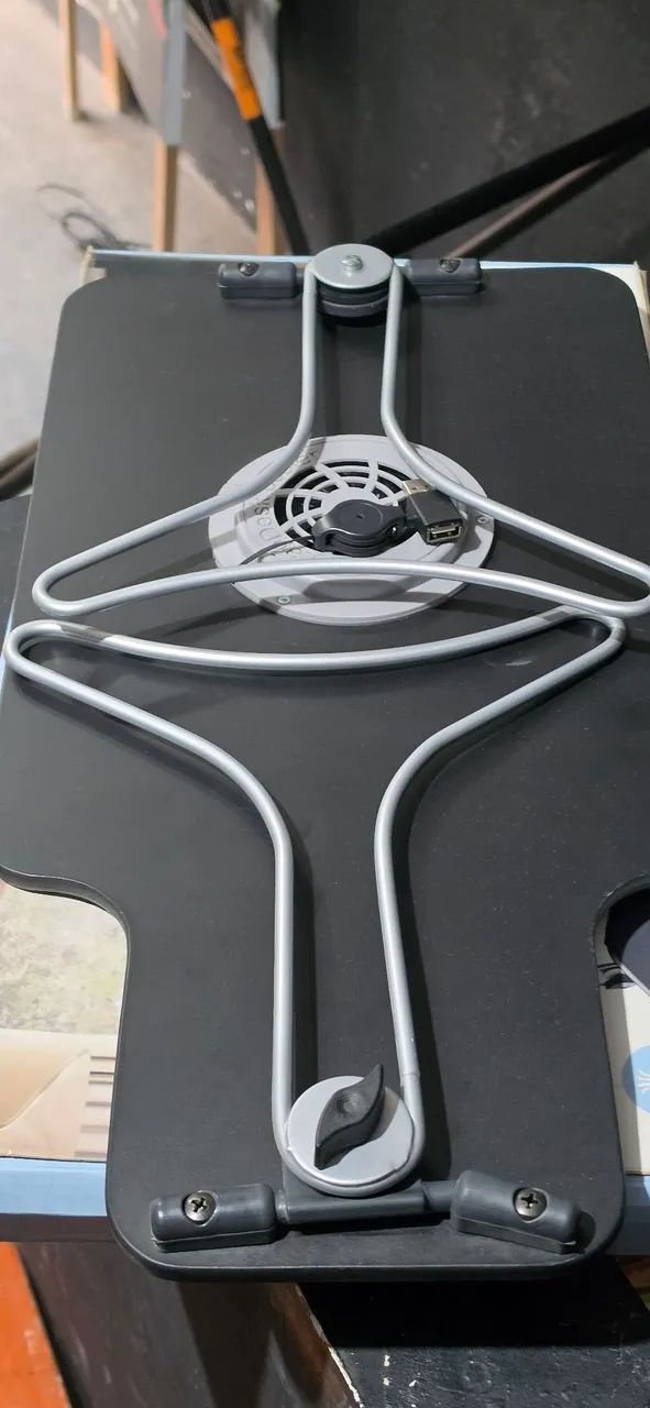 Mesa Para Notebook Com Cooler LapDesk Octoo - Na Caixa Ergonomica - Foto 4
