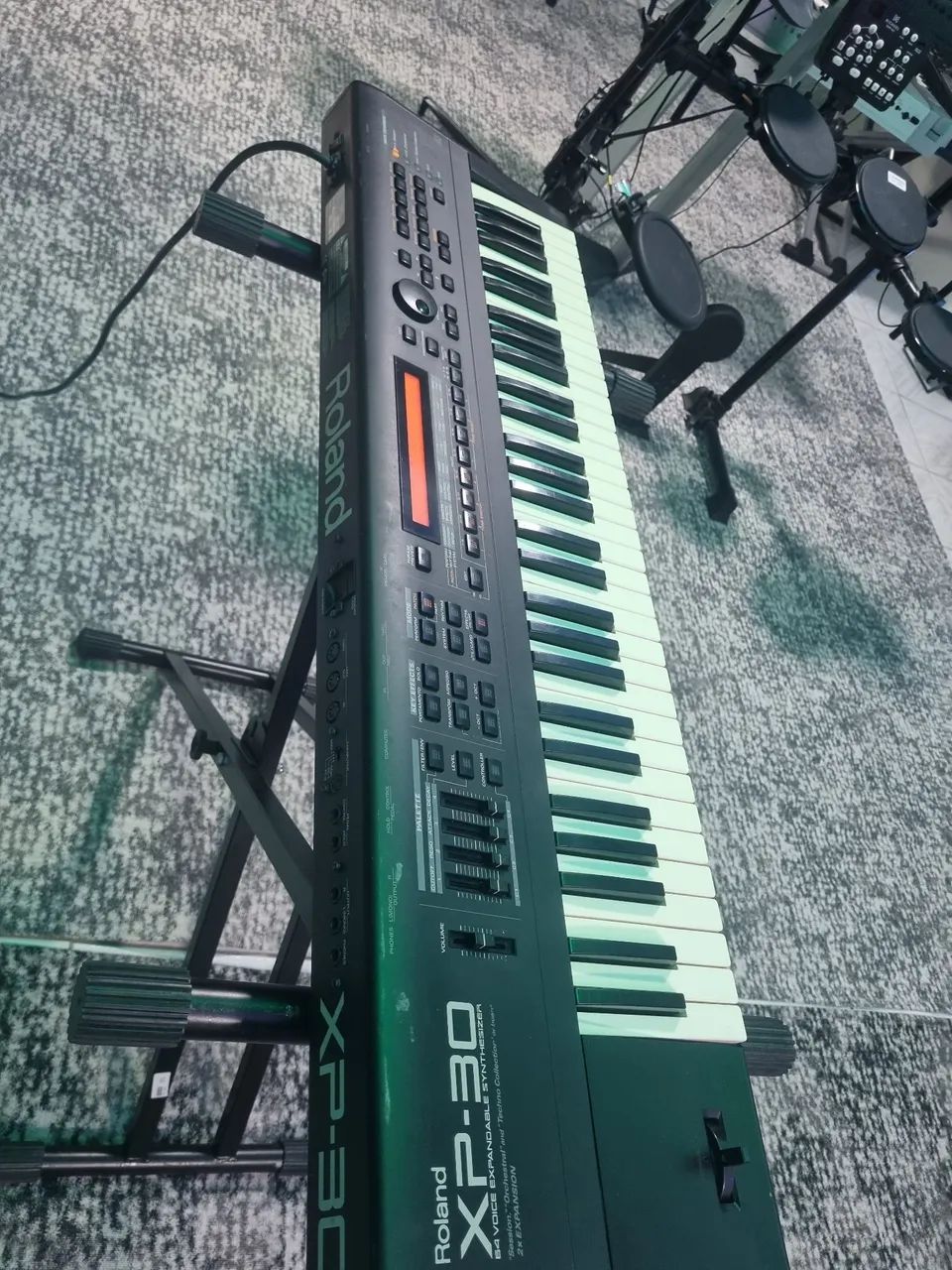 Teclado Roland XP-30 - Foto 4